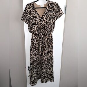LEOPARD Flutter Sleeve Midi Flowy Dress - Medium